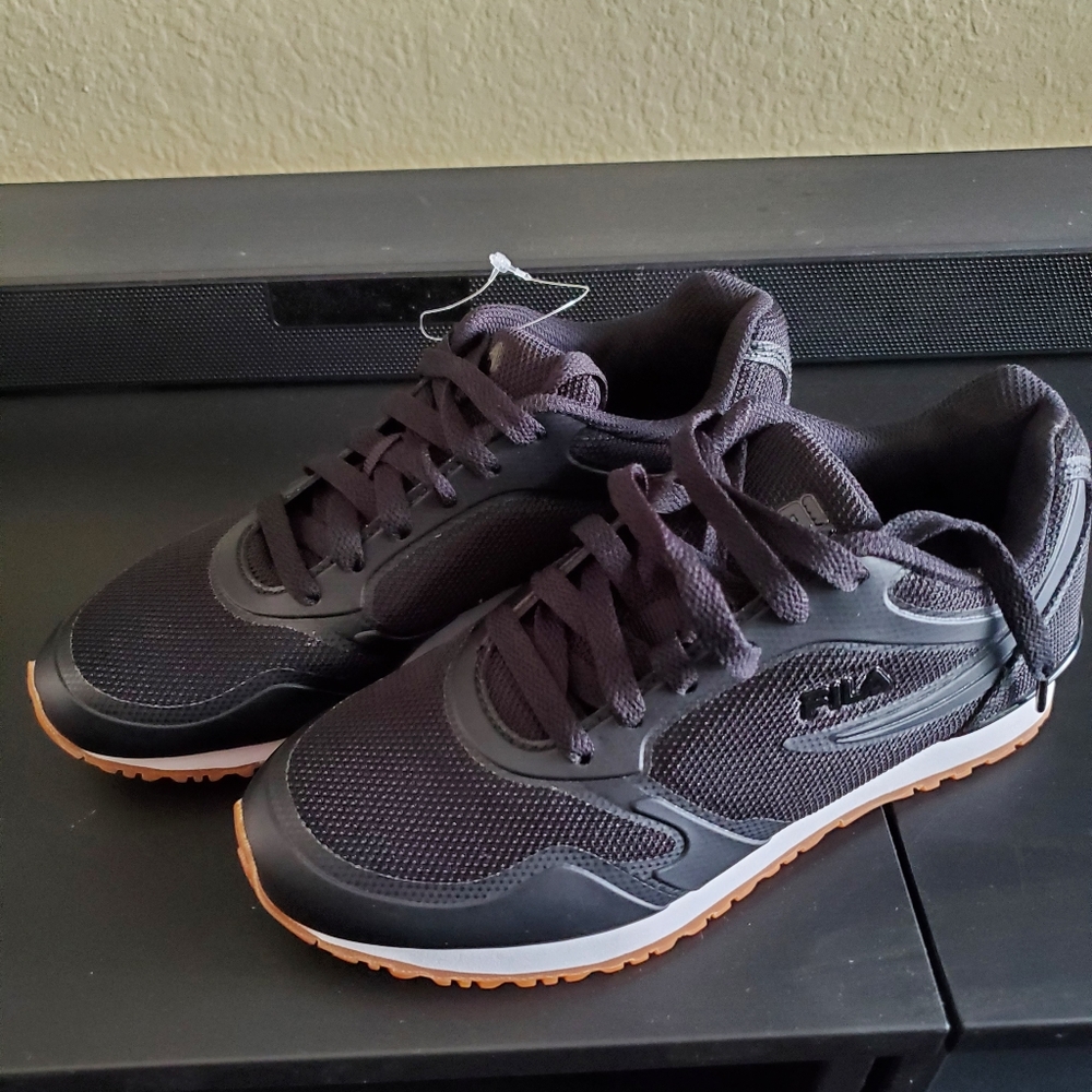 Shoes - Picture 6 of 6
